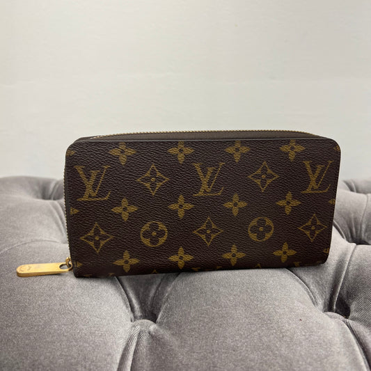Louis Vuitton Womens Damier Azur Clemence Leather Zippy Long Wallet Iv -  Shop Linda's Stuff