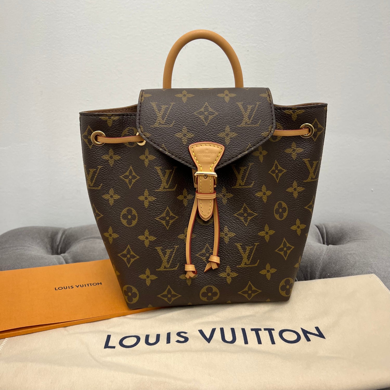 Louis Vuitton Pochette Double Rabat at Jill's Consignment