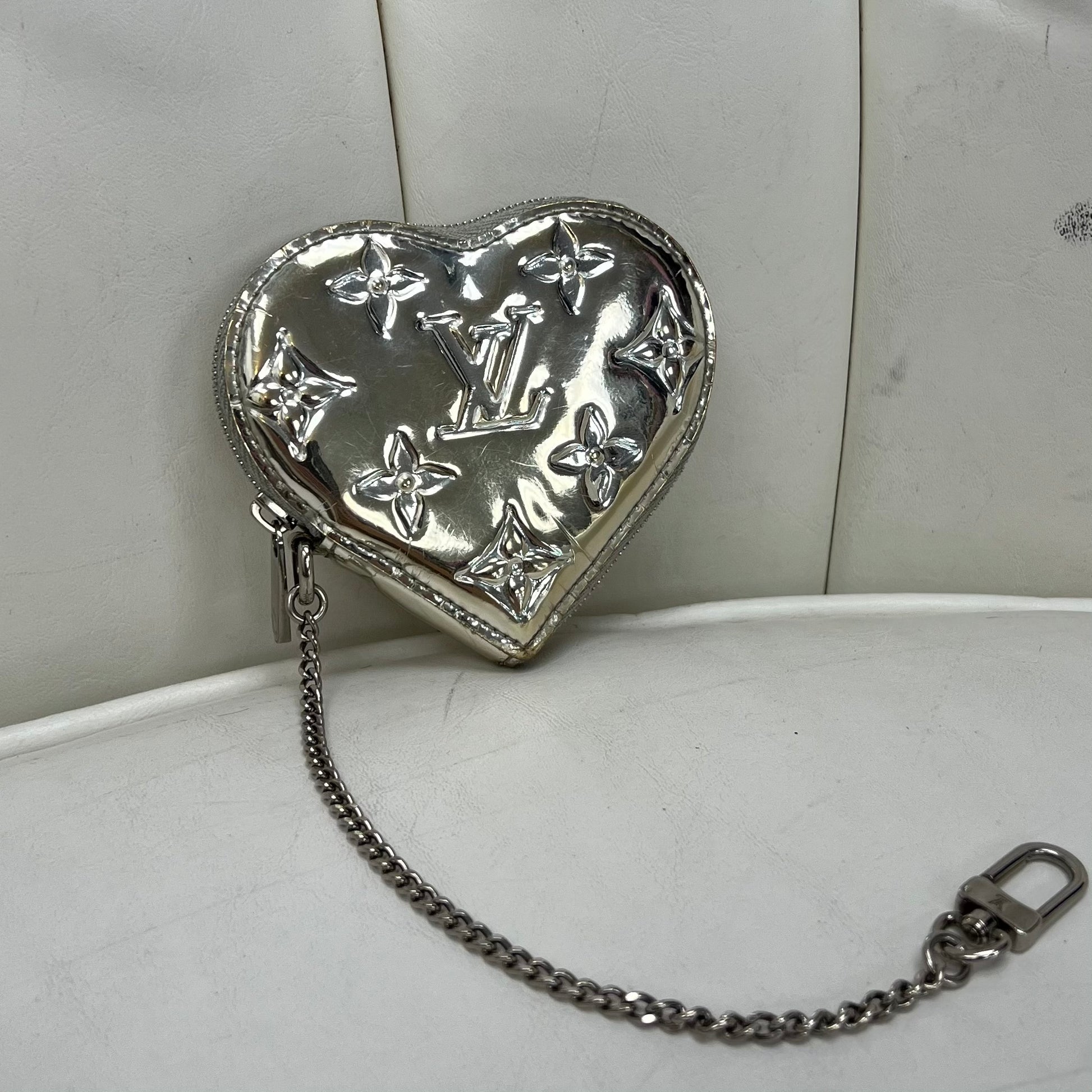 Louis Vuitton Limited Edition Gold Monogram Miroir Heart Coin
