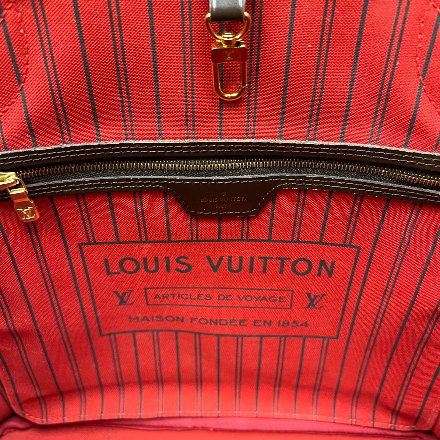 Louis Vuitton Neverfull Pouch Damier Ebene – J'Adore Wakefield