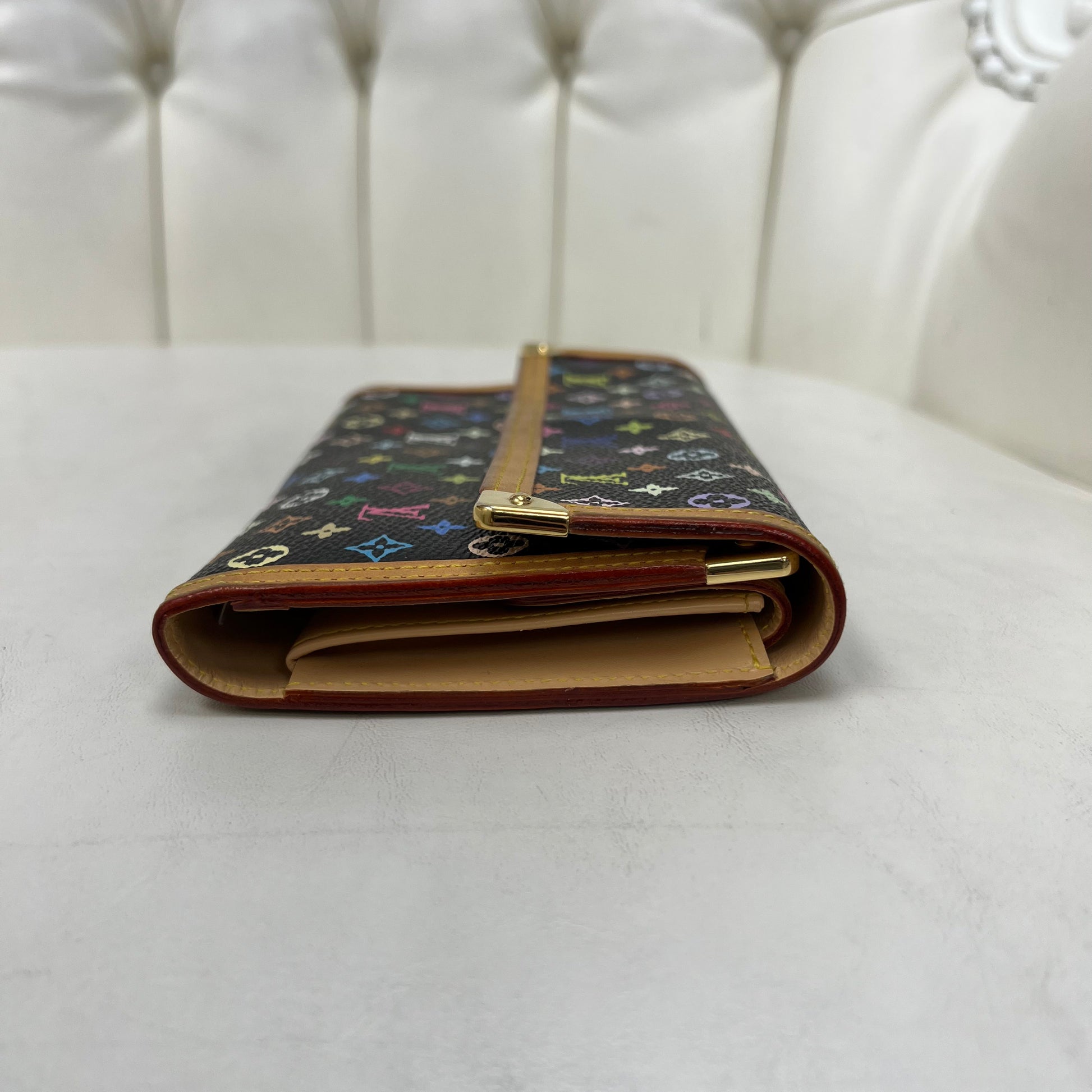Pre-owned Louis Vuitton Insolite Leather Wallet In Multicolour