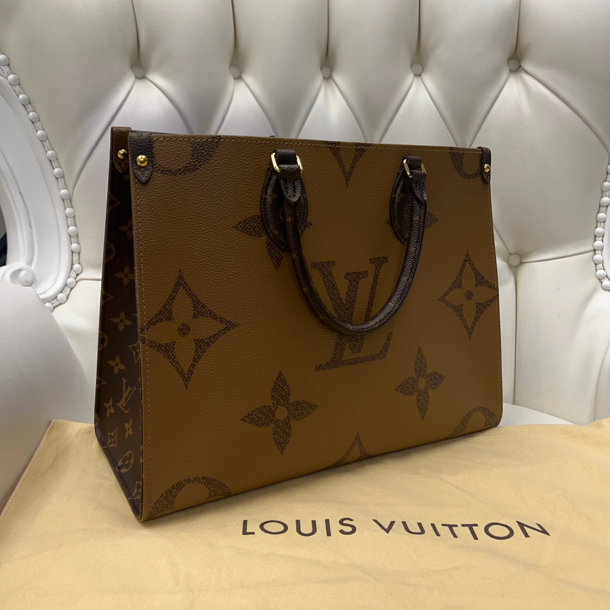 Louis Vuitton OnTheGo MM Reverse Monogram Microchip
