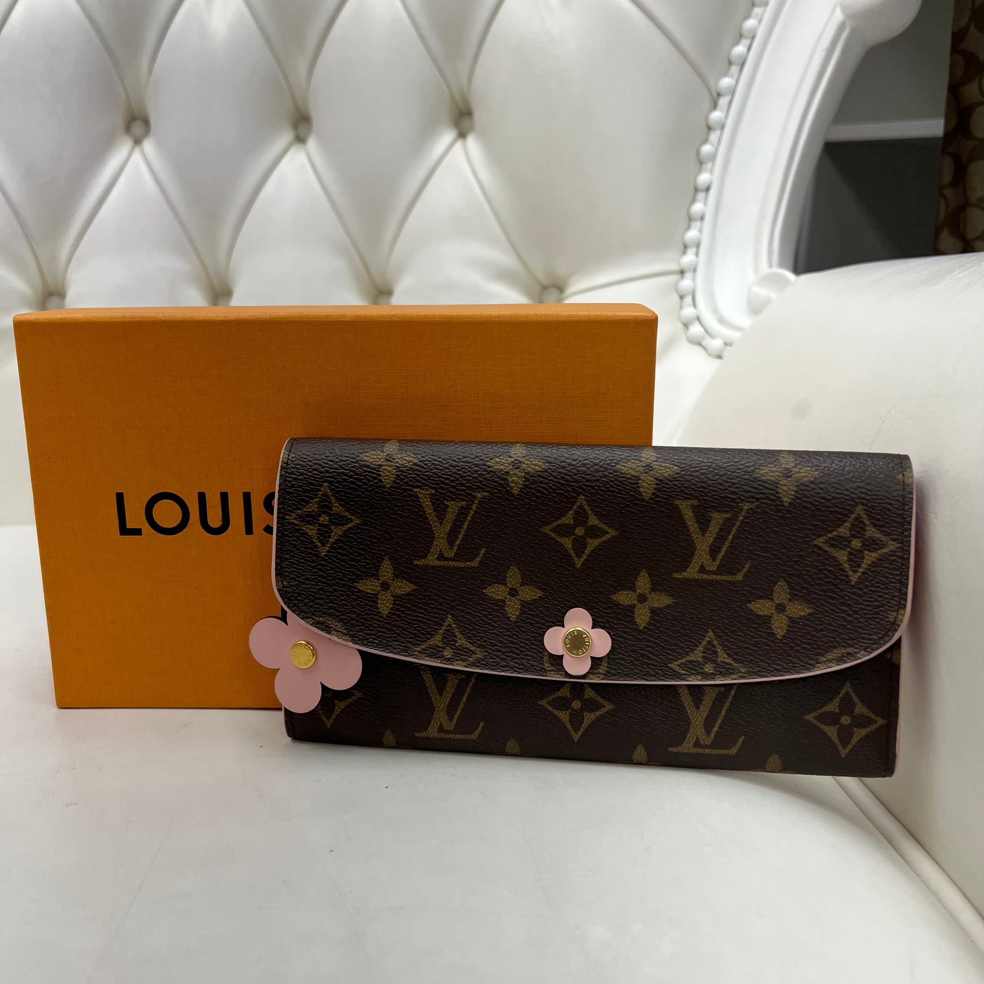 Louis Vuitton, Bags, Louis Vuitton Monogram Bloom Flower Emilie Wallet